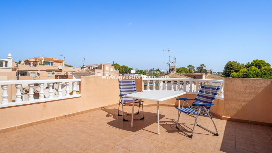 Sale - Bungalow - Orihuela Costa - Costa Blanca