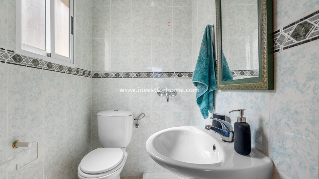 Sale - Bungalow - Orihuela Costa - Costa Blanca