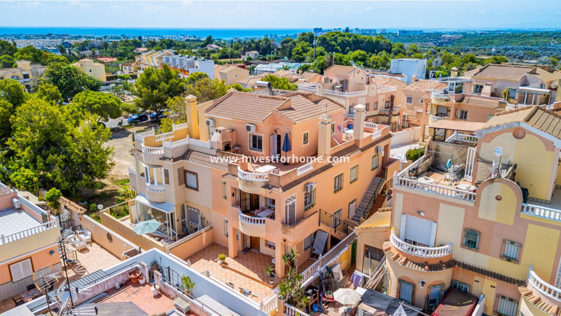 Sale - Bungalow - Orihuela Costa - Costa Blanca
