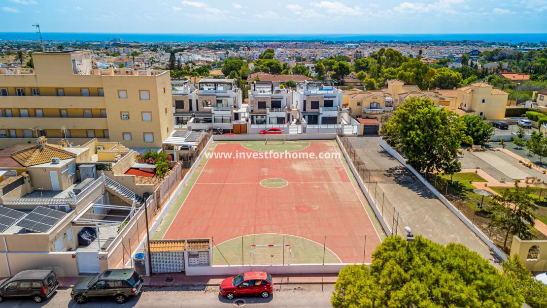 Sale - Bungalow - Orihuela Costa - Costa Blanca
