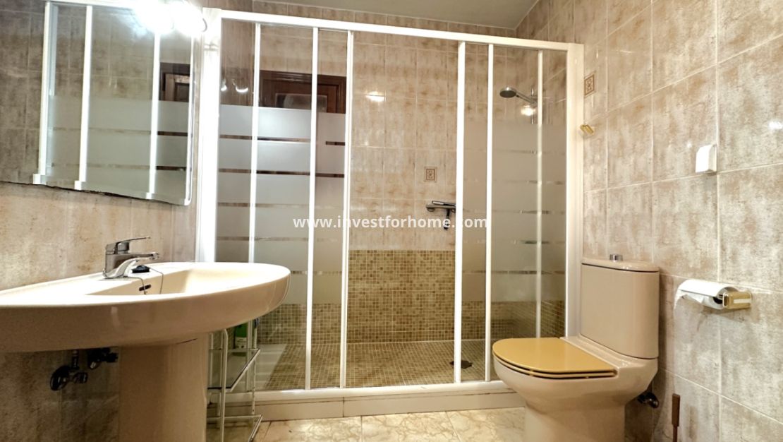 Sale - Bungalow - Orihuela Costa - Inland