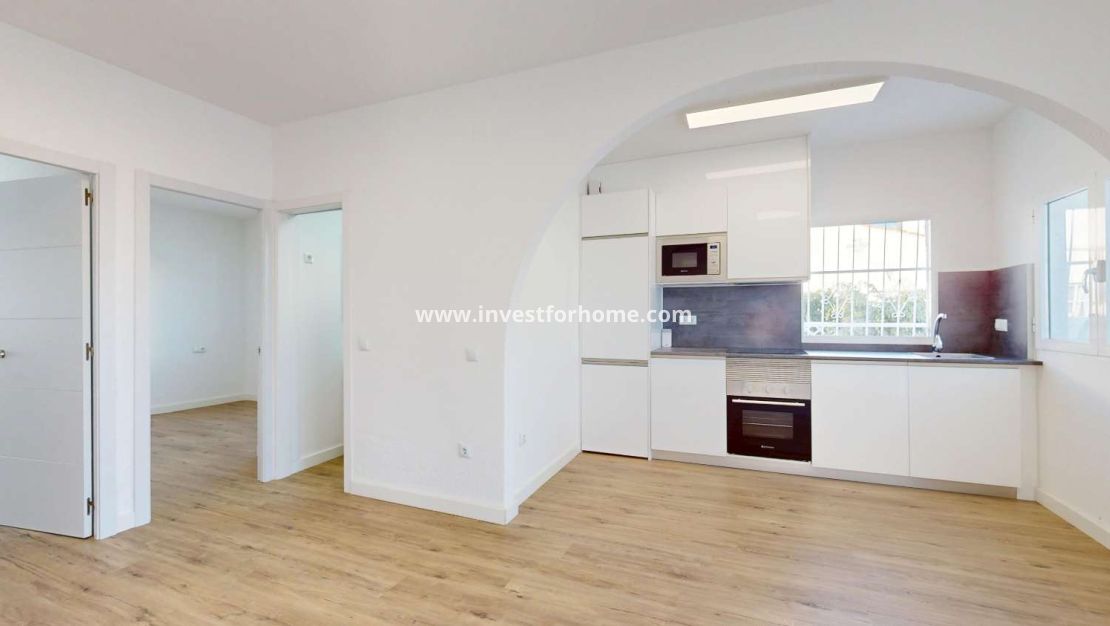 Sale - Bungalow - Orihuela Costa - Inland