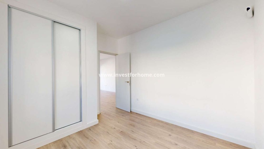 Sale - Bungalow - Orihuela Costa - Inland