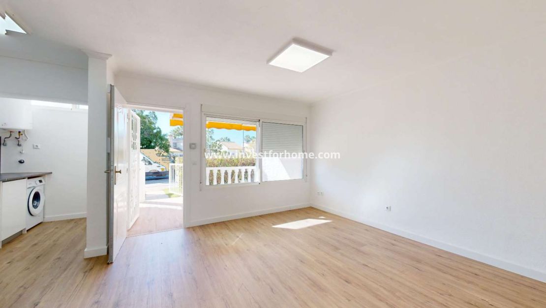 Sale - Bungalow - Orihuela Costa - Inland