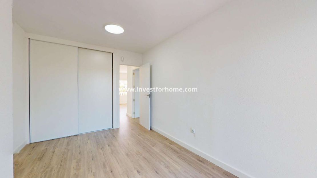 Sale - Bungalow - Orihuela Costa - Inland