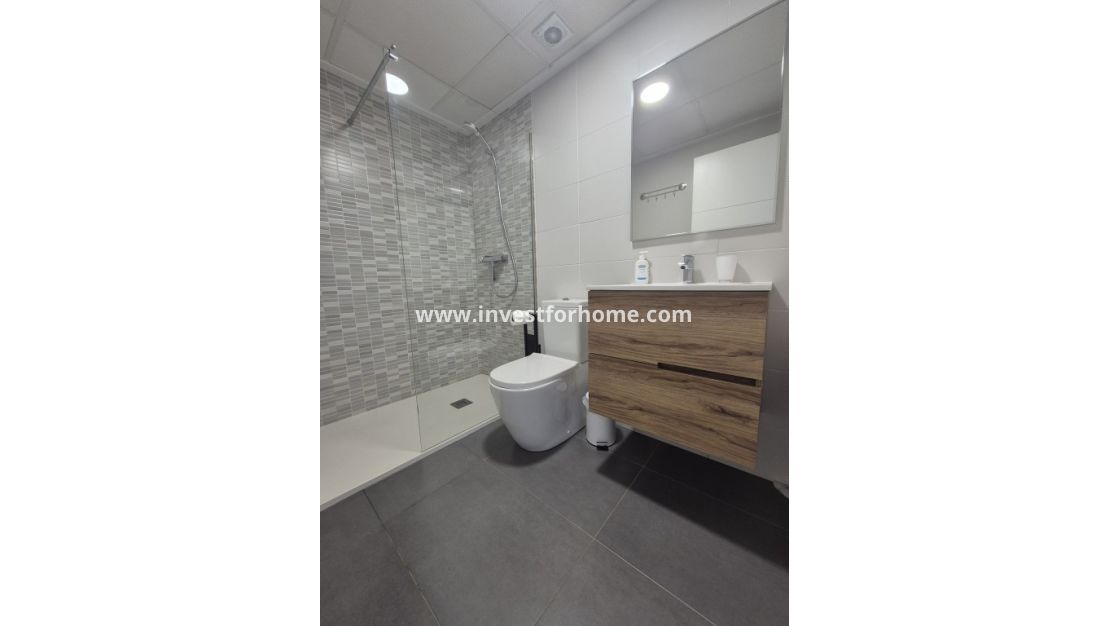 Sale - Bungalow - Orihuela Costa - Inland