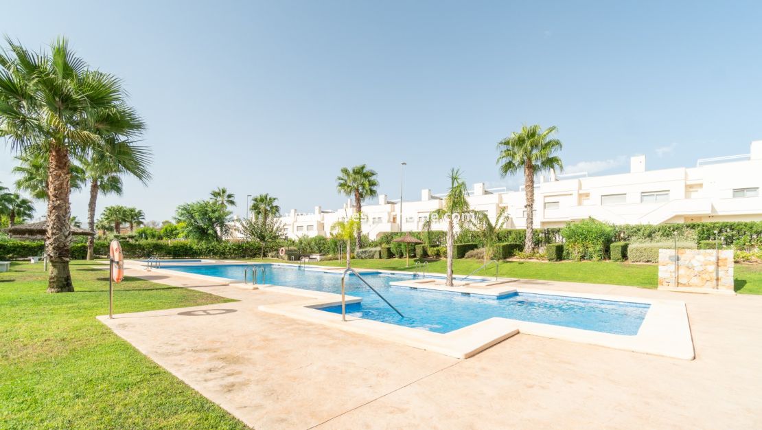 Sale - Bungalow - Orihuela Costa - Inland