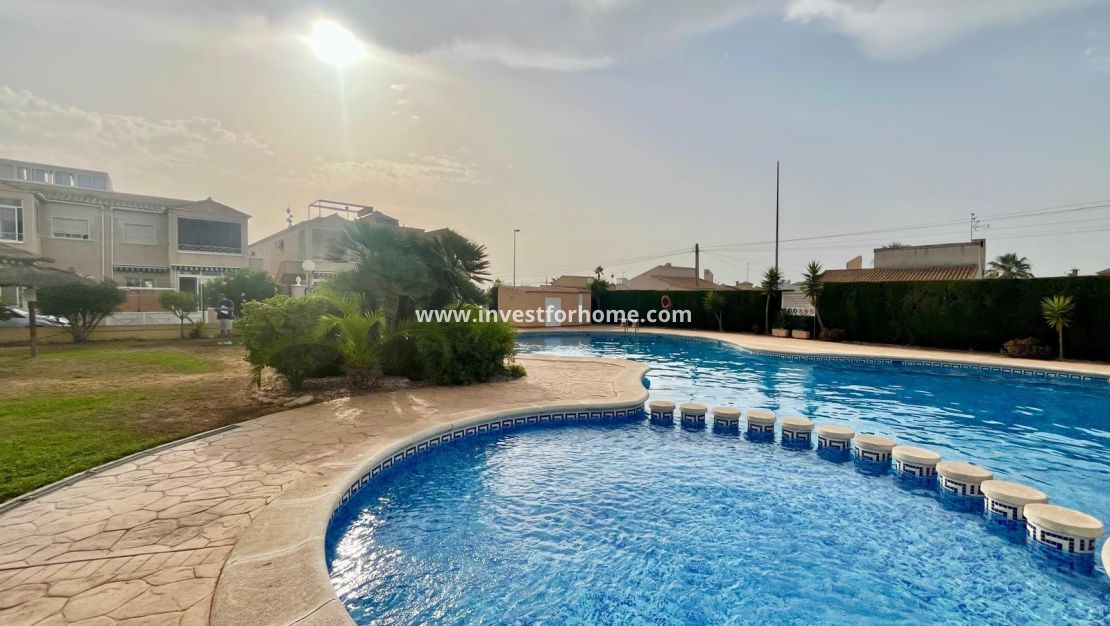 Sale - Bungalow - Orihuela Costa - La Chismosa