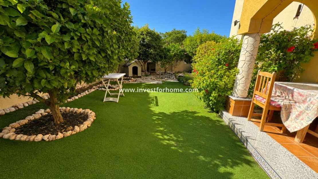 Sale - Bungalow - Orihuela Costa - Lomas De Cabo Roig