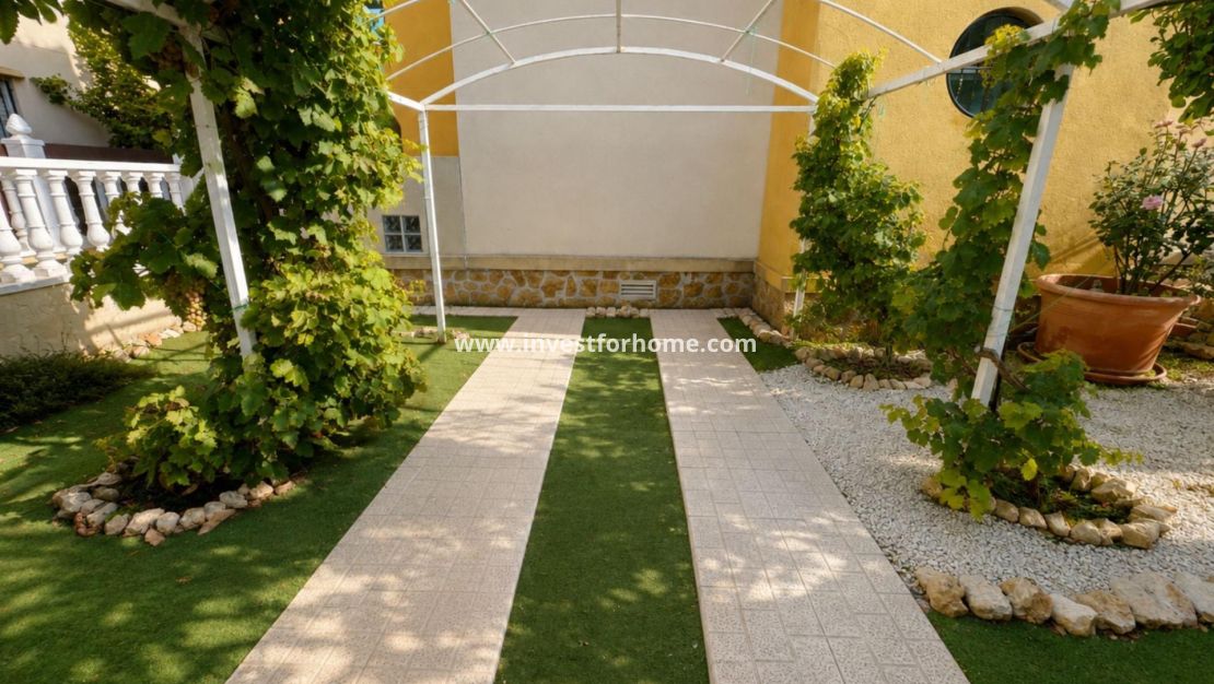 Sale - Bungalow - Orihuela Costa - Lomas De Cabo Roig