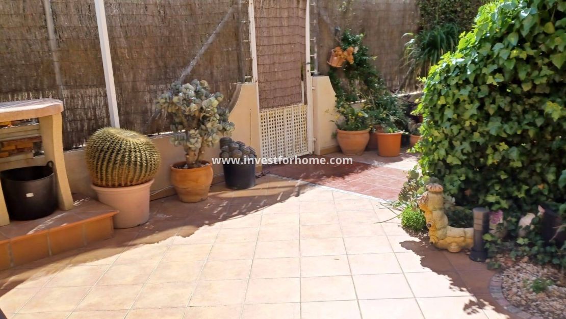Sale - Bungalow - Orihuela Costa - Los Almendros-la Florida