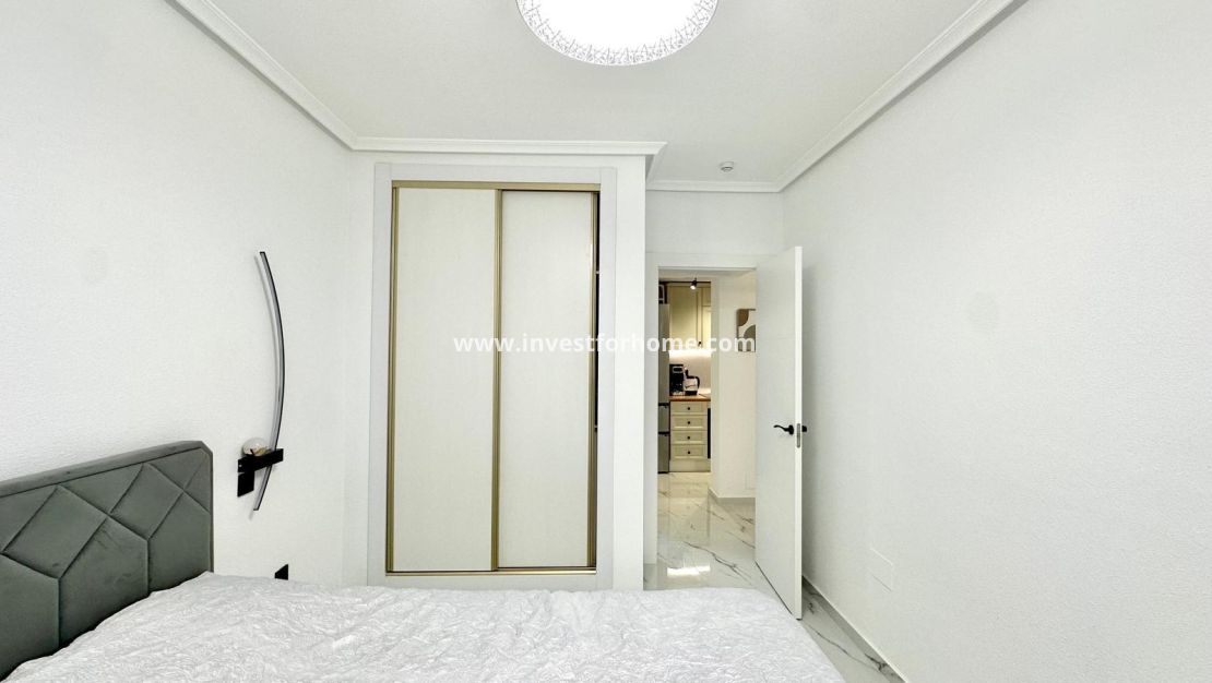 Sale - Bungalow - Orihuela Costa - Playa Flamenca