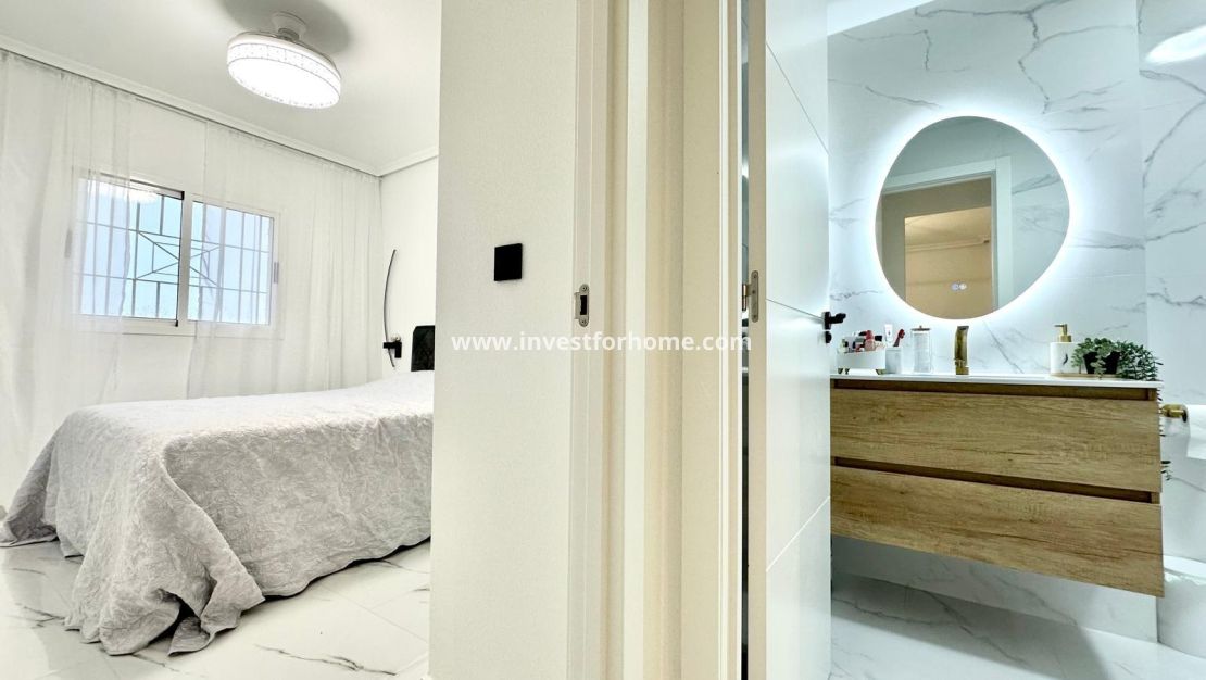 Sale - Bungalow - Orihuela Costa - Playa Flamenca