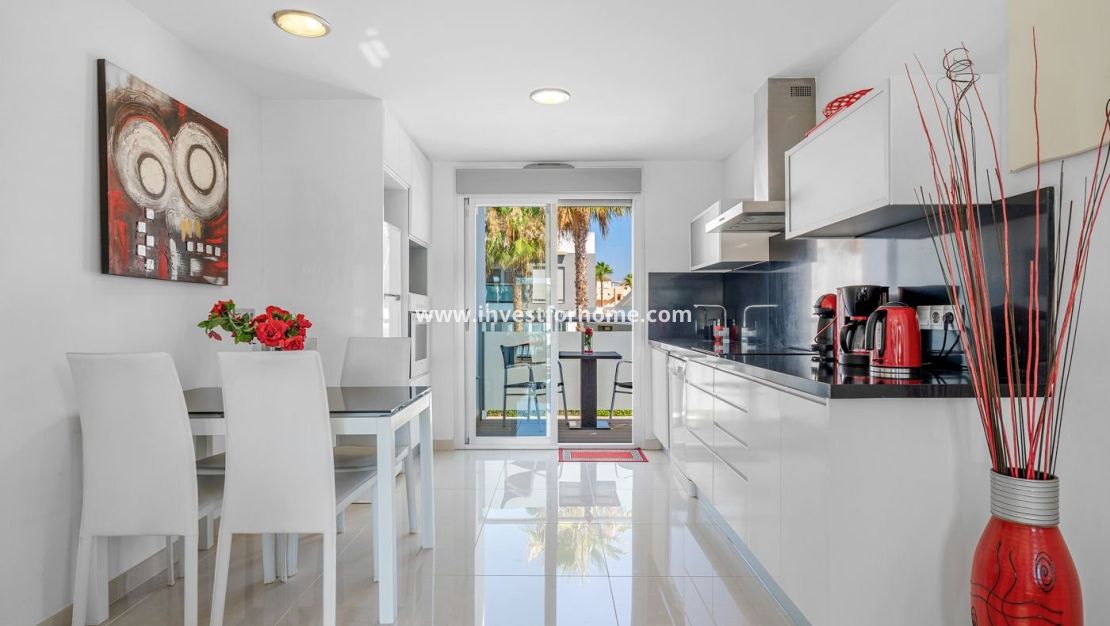 Sale - Bungalow - Orihuela Costa - Punta Prima