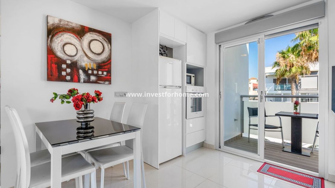 Sale - Bungalow - Orihuela Costa - Punta Prima
