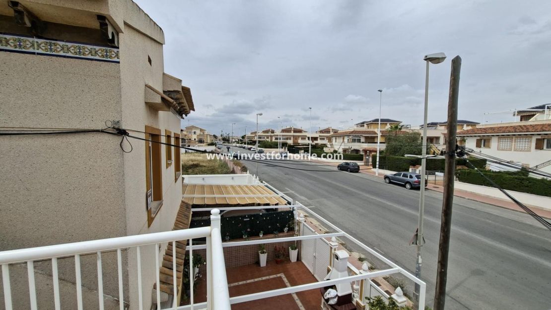 Sale - Bungalow - Orihuela Costa - Punta Prima