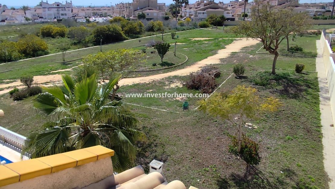 Sale - Bungalow - Orihuela Costa - Urbanización Perla Del Mar