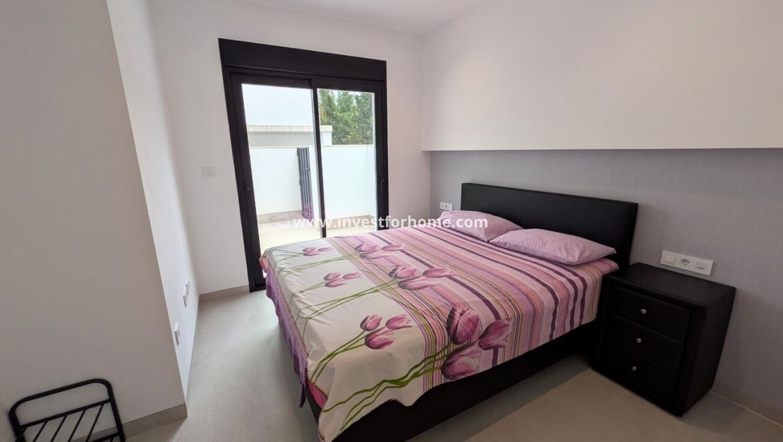 Sale - Bungalow - Pilar de la Horadada - Costa Blanca
