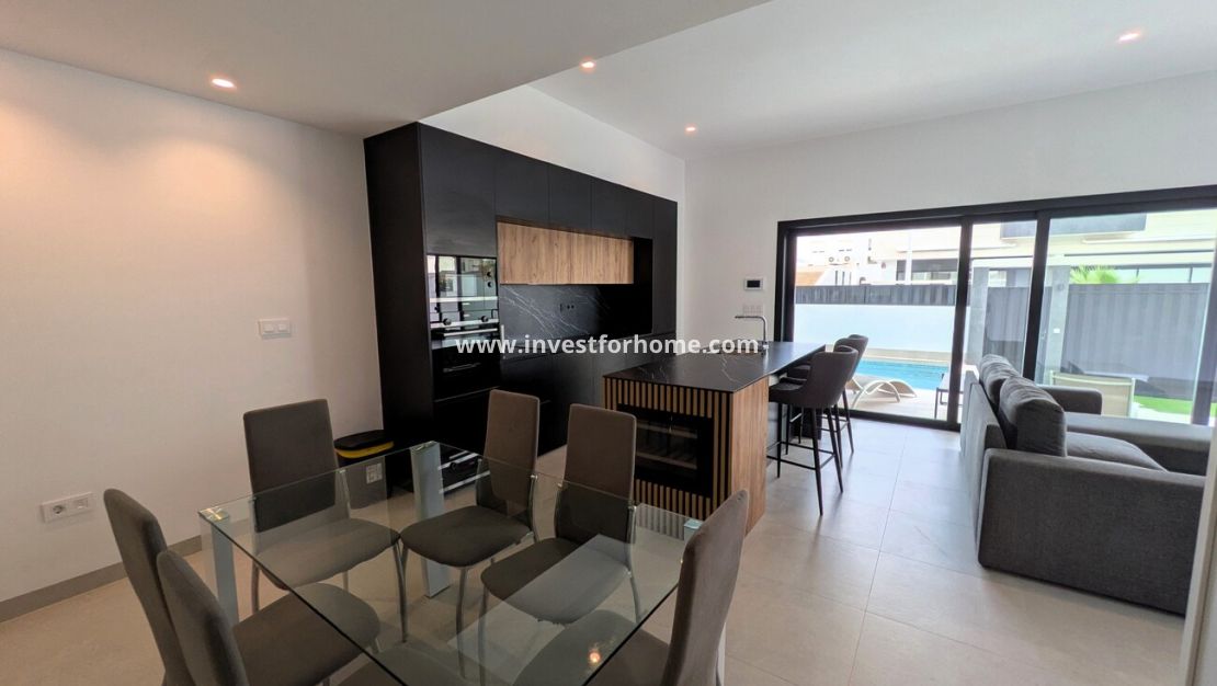 Sale - Bungalow - Pilar de la Horadada - Costa Blanca