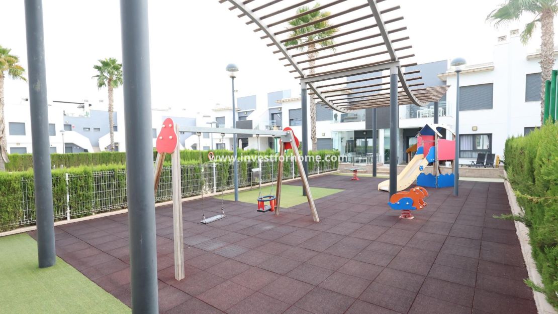 Sale - Bungalow - Pilar de la Horadada - Costa Blanca