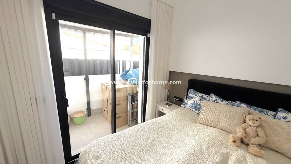 Sale - Bungalow - Pilar de la Horadada - Costa Blanca