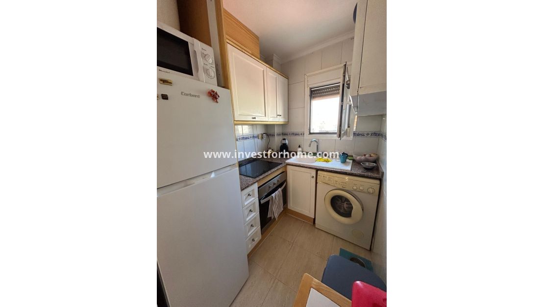 Sale - Bungalow - Torrevieja - aguas nuevas