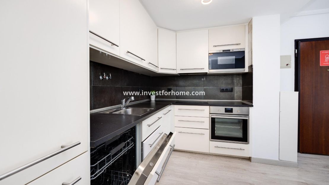 Sale - Bungalow - Torrevieja - aguas nuevas