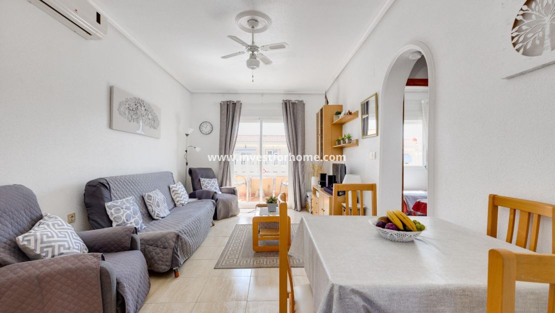 Sale - Bungalow - Torrevieja - aguas nuevas