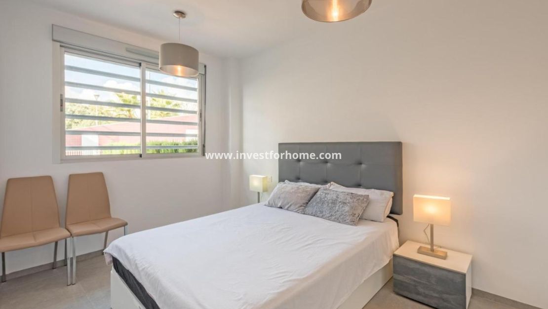 Sale - Bungalow - Torrevieja - Auguas Neuvas