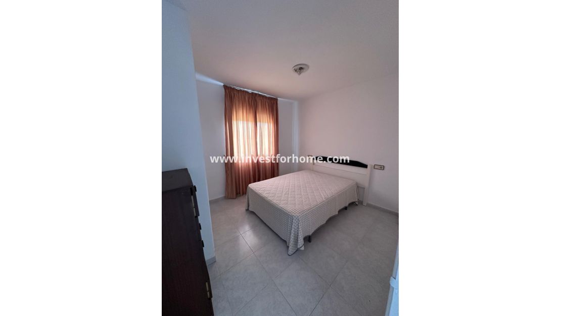 Sale - Bungalow - Torrevieja - Centro