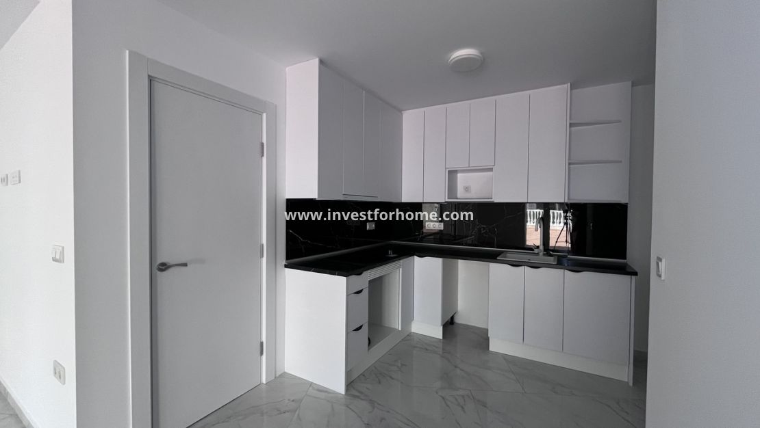 Sale - Bungalow - Torrevieja - Centro