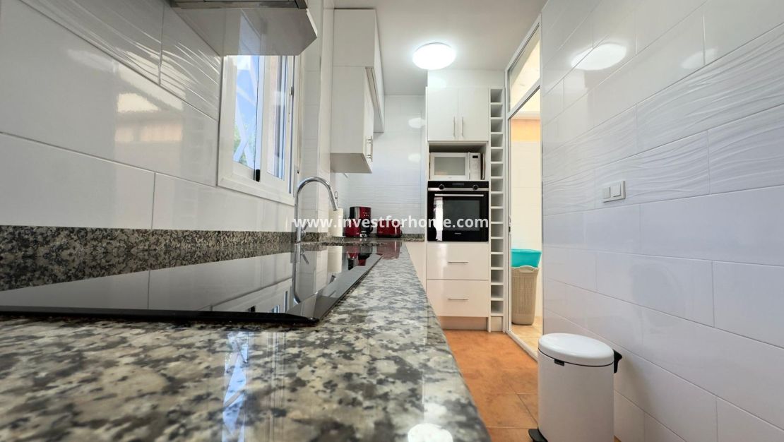 Sale - Bungalow - Torrevieja - Centro