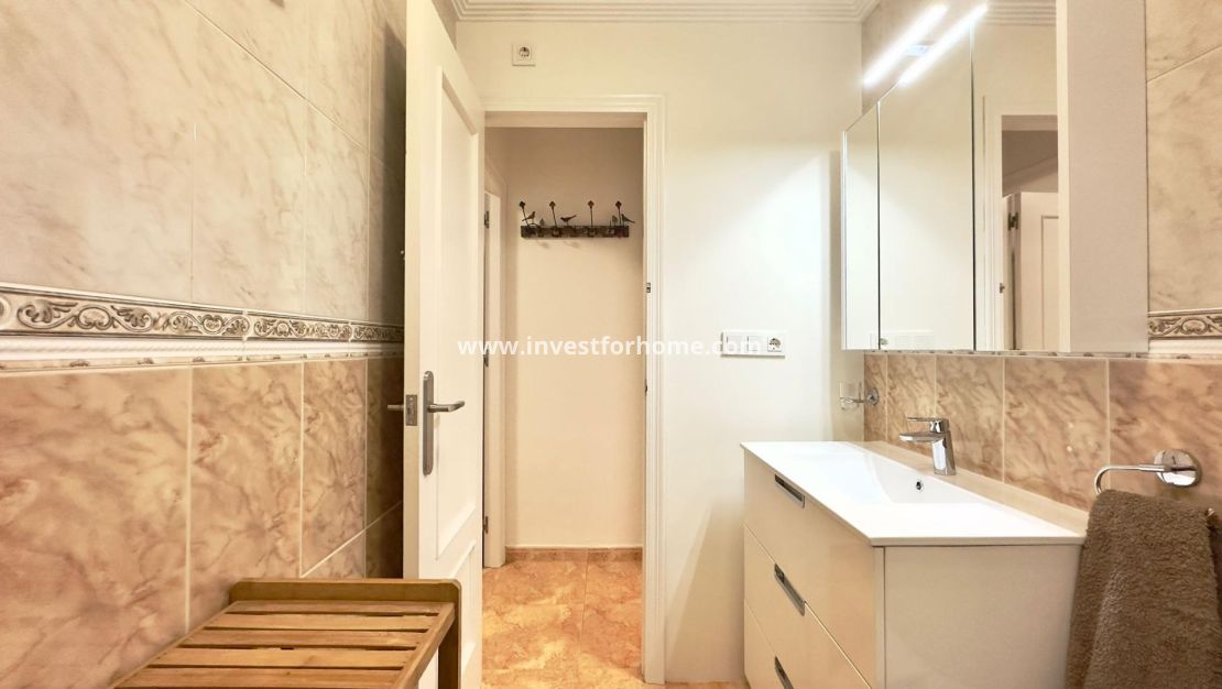 Sale - Bungalow - Torrevieja - Centro