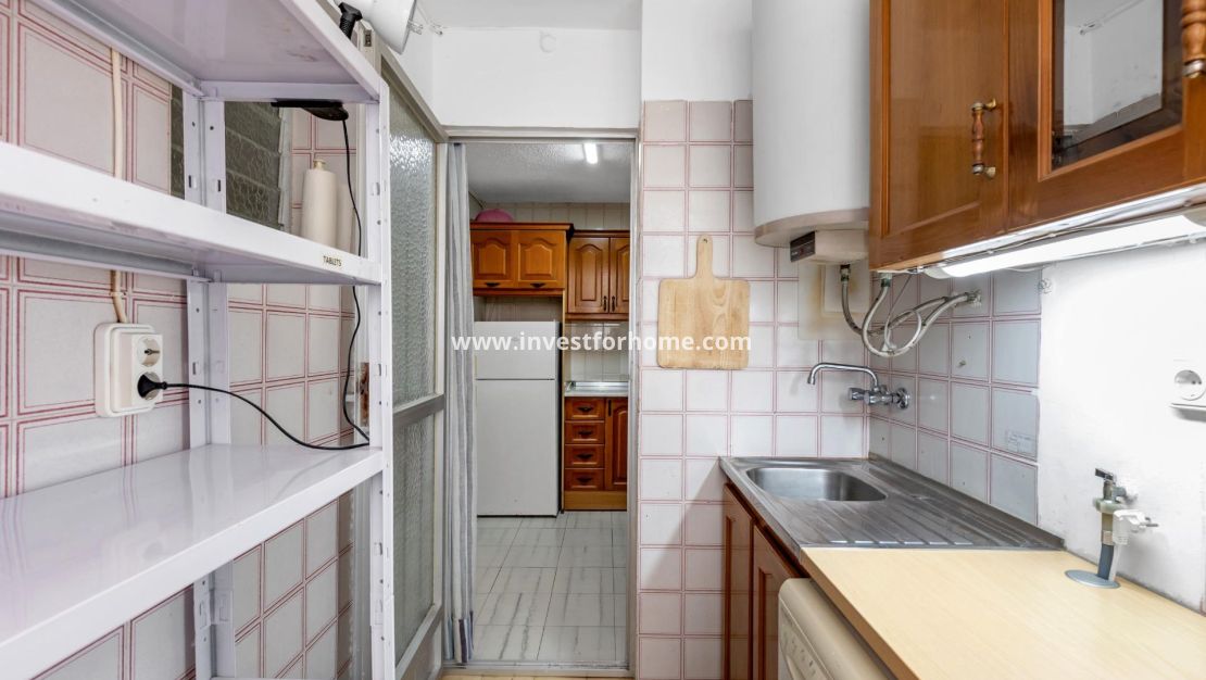 Sale - Bungalow - Torrevieja - Centro