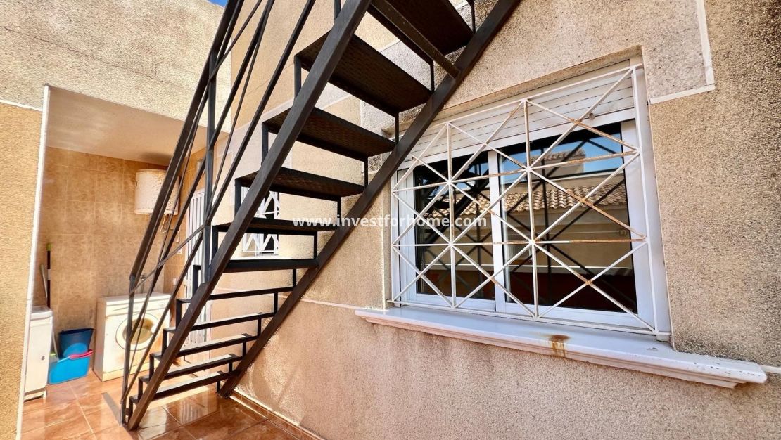 Sale - Bungalow - Torrevieja - Centro