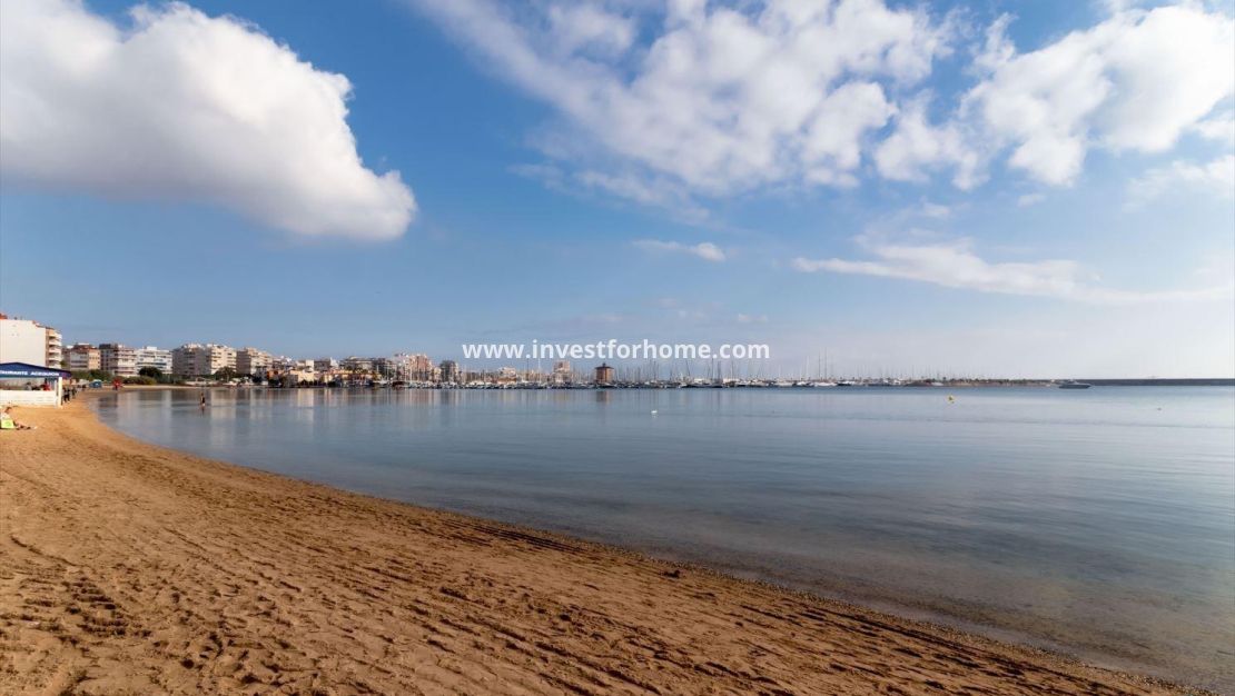 Sale - Bungalow - Torrevieja - Centro