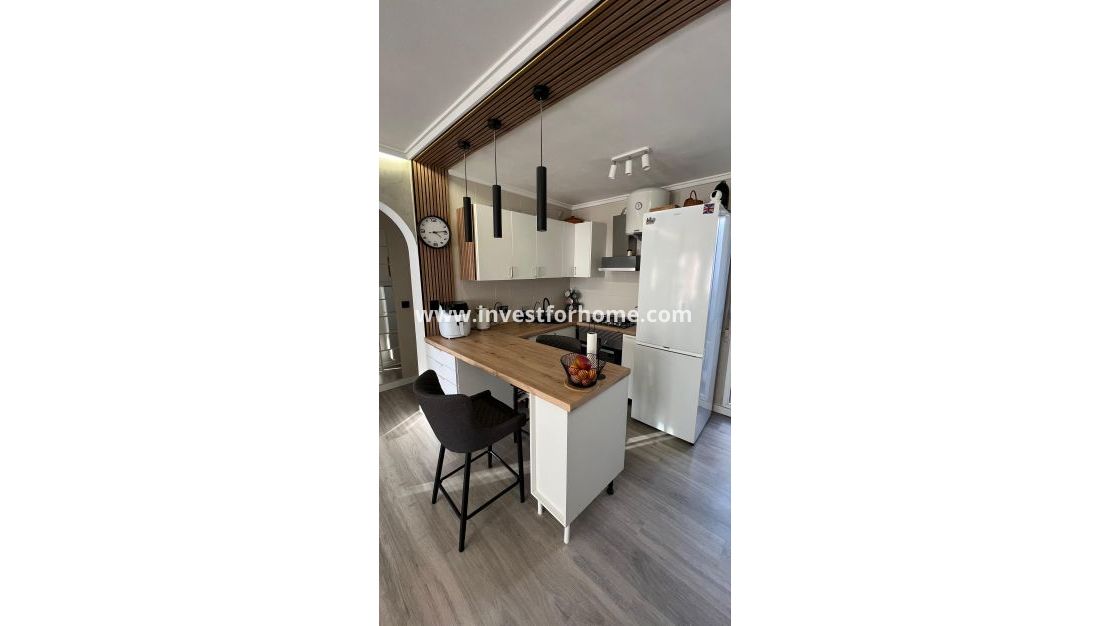 Sale - Bungalow - Torrevieja - Costa Blanca