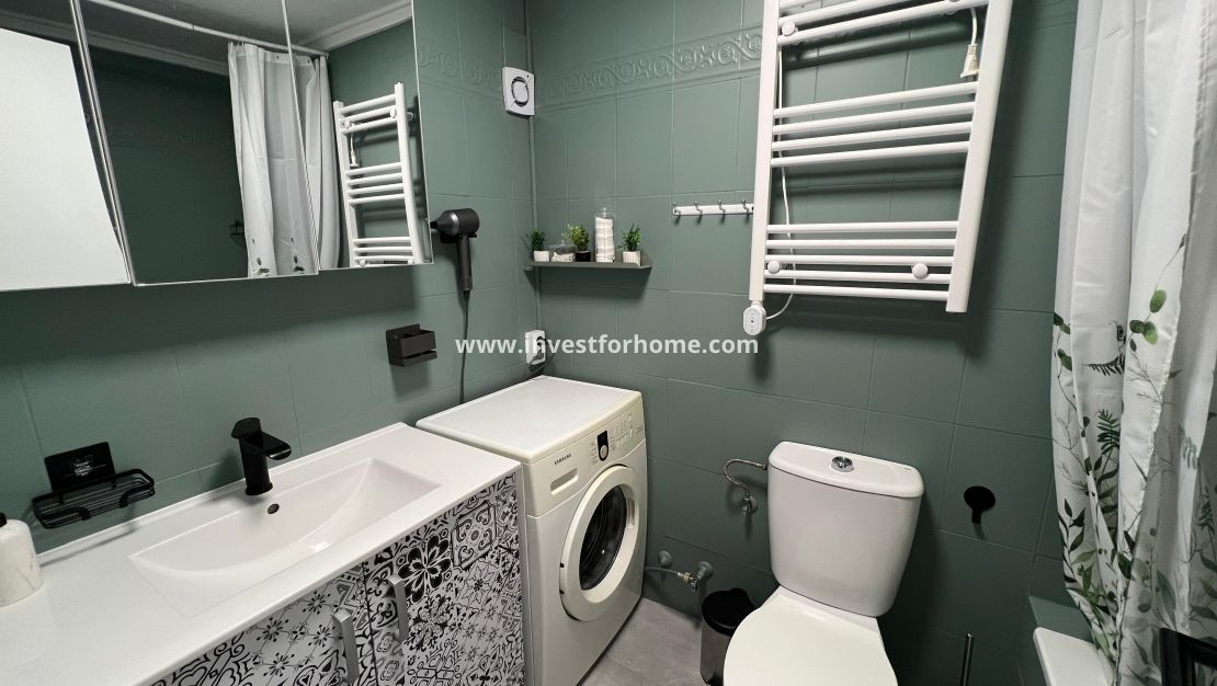 Sale - Bungalow - Torrevieja - Costa Blanca