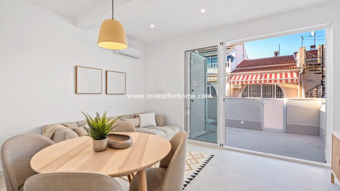 Sale - Bungalow - Torrevieja - Costa Blanca