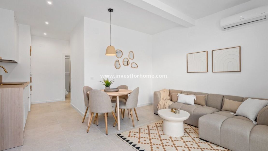 Sale - Bungalow - Torrevieja - Costa Blanca