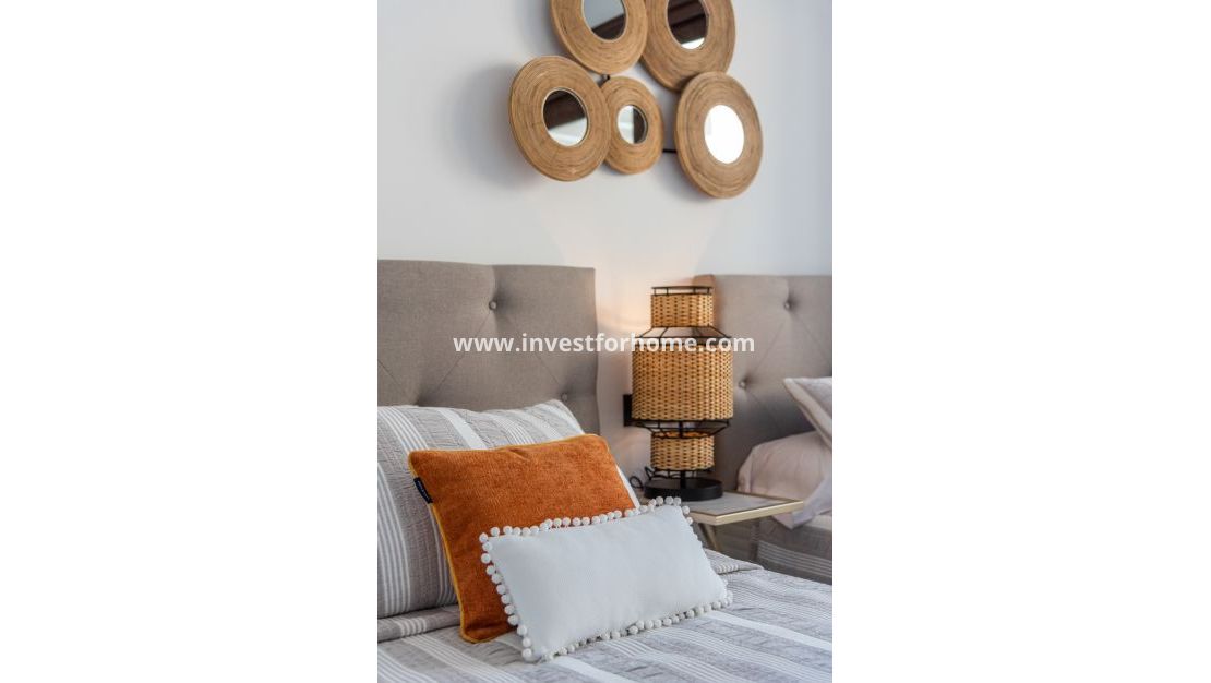 Sale - Bungalow - Torrevieja - Costa Blanca