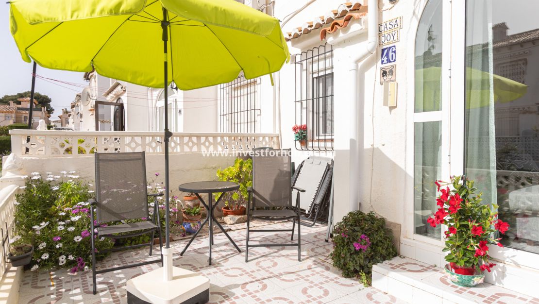 Sale - Bungalow - Torrevieja - Costa Blanca