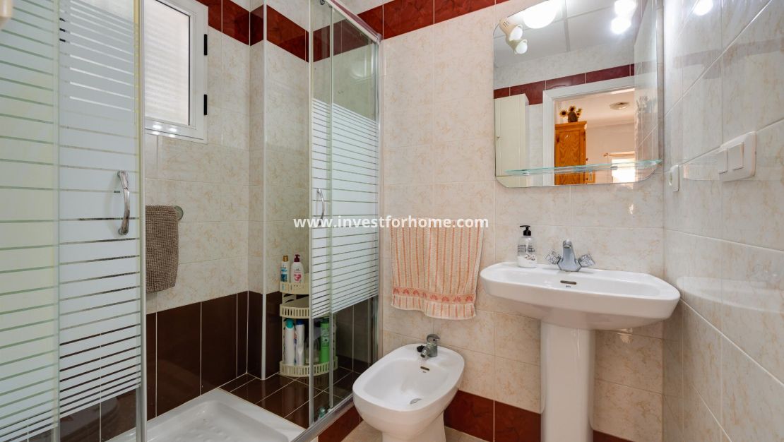 Sale - Bungalow - Torrevieja - Costa Blanca