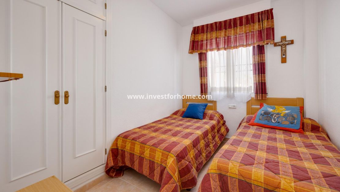 Sale - Bungalow - Torrevieja - Costa Blanca