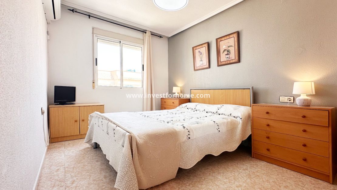 Sale - Bungalow - Torrevieja - Costa Blanca
