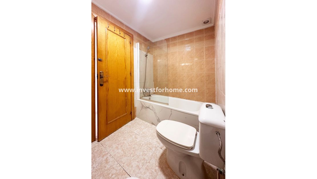 Sale - Bungalow - Torrevieja - Costa Blanca