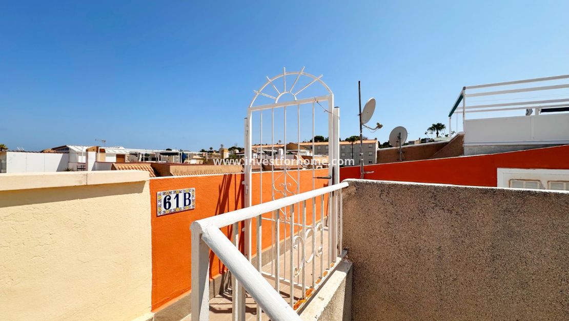 Sale - Bungalow - Torrevieja - Costa Blanca