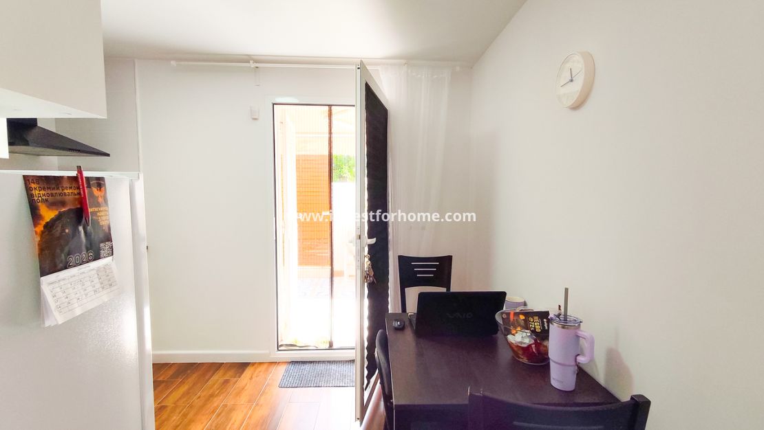Sale - Bungalow - Torrevieja - Costa Blanca