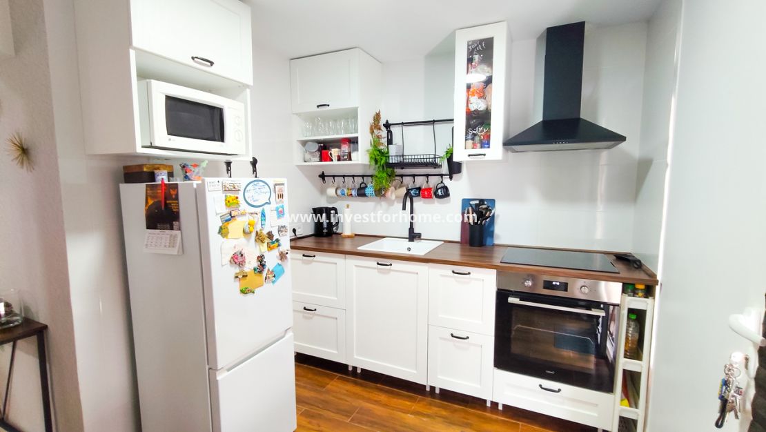 Sale - Bungalow - Torrevieja - Costa Blanca