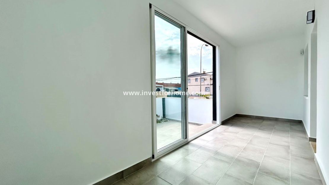 Sale - Bungalow - Torrevieja - Costa Blanca